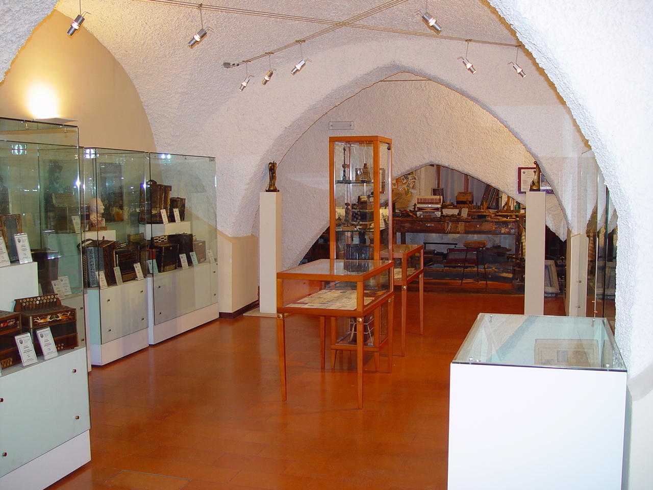 Avviso per i visitatori del Museo della Fisarmonica