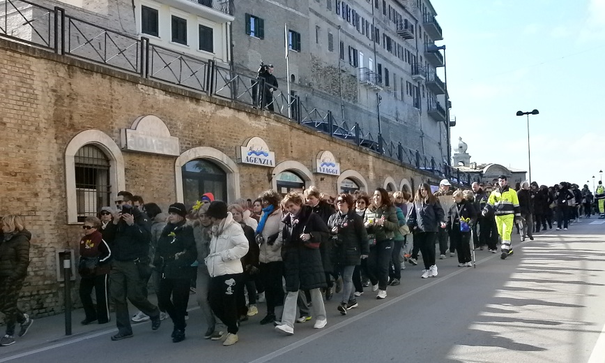 Marche in salute,  ogni lunedì un`ora di camminata