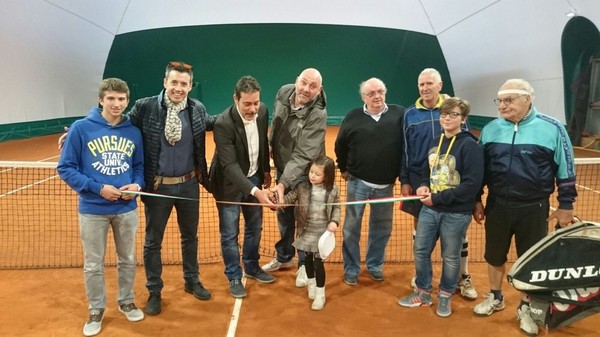 Nuova copertura e fari a led al Circolo Tennis